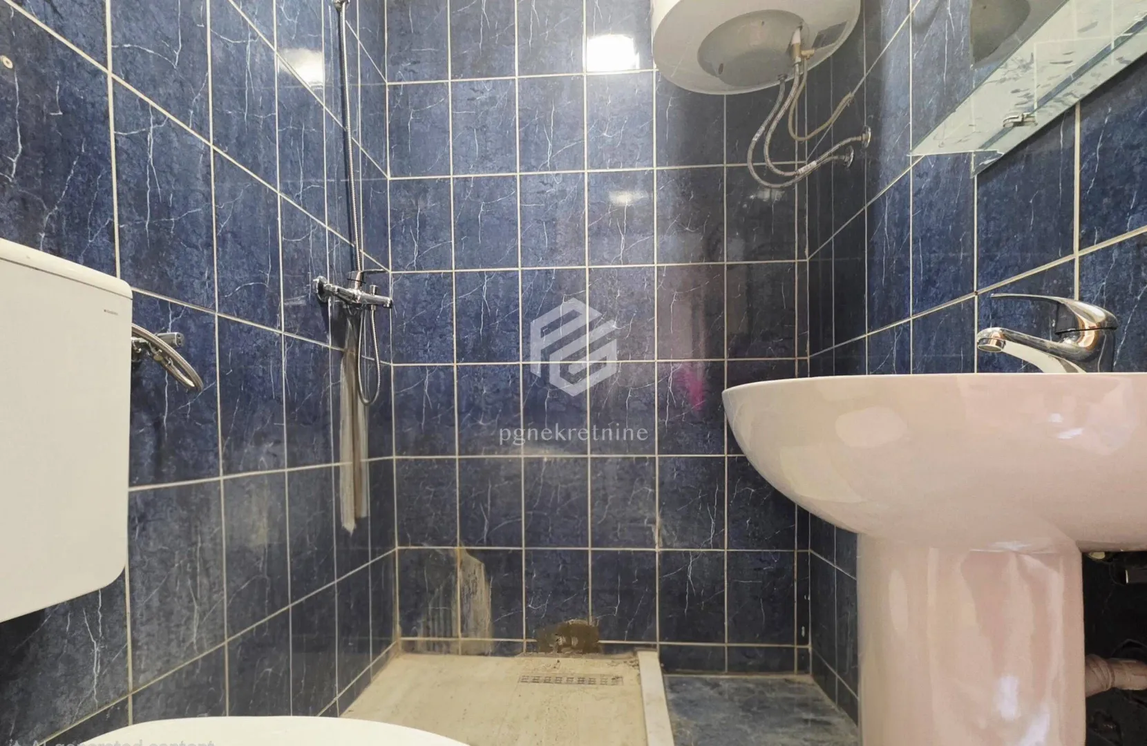 Rent, apartment, 346m², Velje Brdo, Podgorica