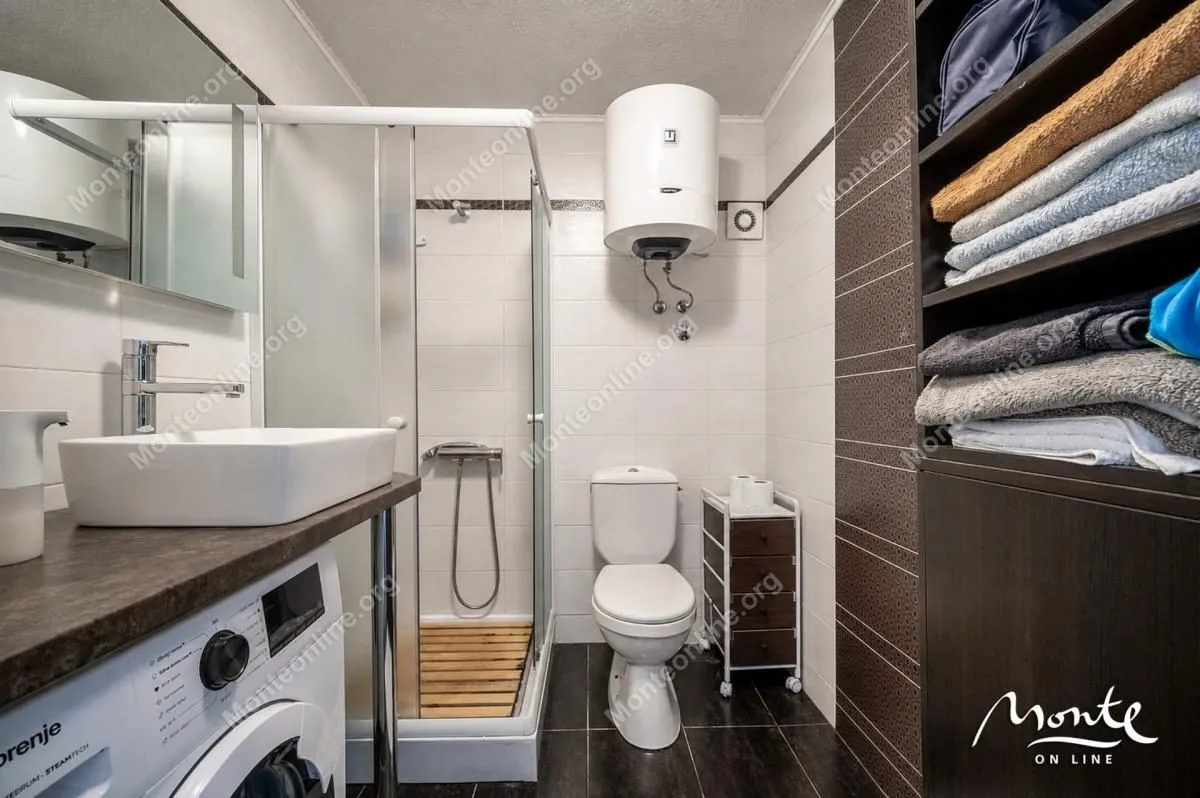 Prodaja, jednosoban stan, 33m², Krašići, Tivat