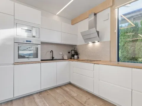 Sale, house, 172m², Mrčevac, Tivat - image 3