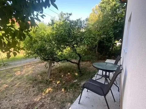 Izdavanje, jednosoban stan, 25m², Dalmatinska ulica, Podgorica - image 11