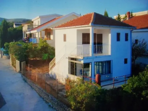 Prodaja, kuća, 60m², Bar, Crna Gora - image 2