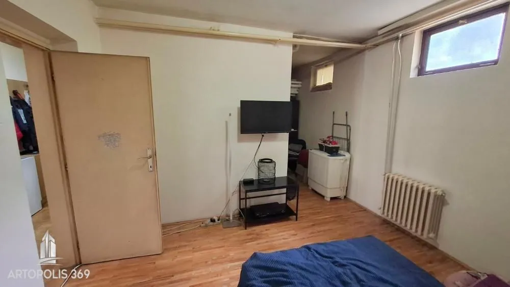 Sale, two bedroom apartment, 58m², Resnik, Beograd