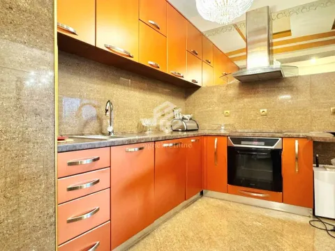 Rent, three bedroom apartment, 115m², Velji Vinogradi, Budva - image 6