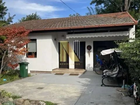 Sale, house, 256m², Banatić, Novi Sad Sve Podlokacije - image 2