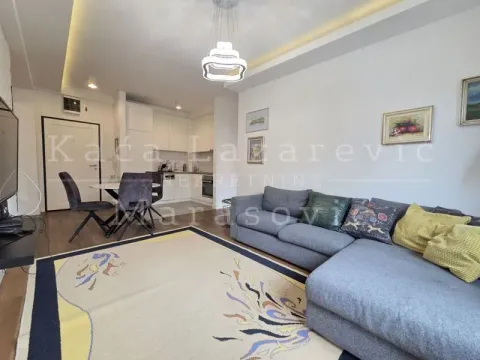 Rent, two bedroom apartment, 57m², Savski Venac, Beograd - image 3