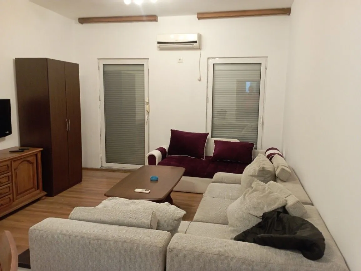 Izdavanje, garsonjera, 30m², City Kvart, Podgorica
