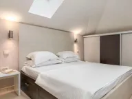 Rent, one bedroom apartment, 30m², Dobrota, Kotor - image 6