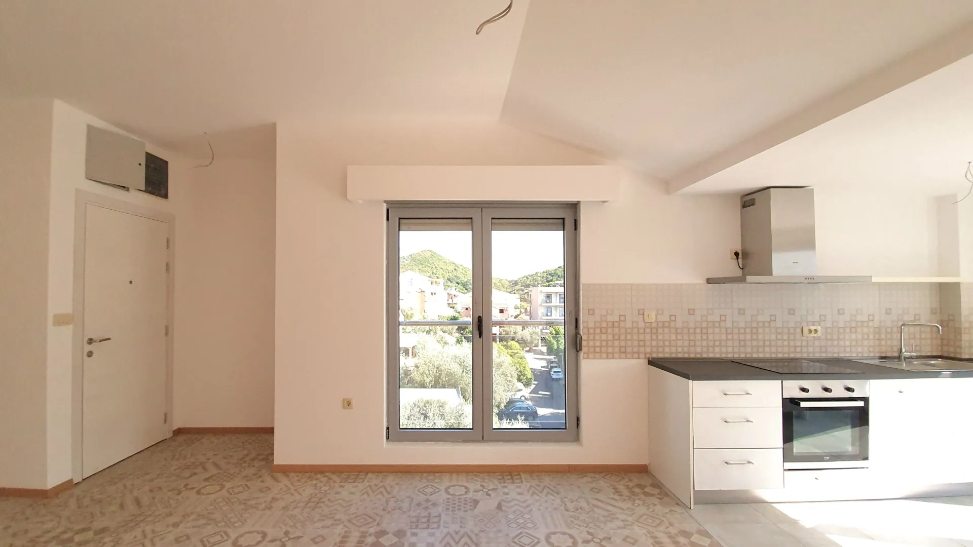 Sale, studio apartment, 171m², Petrovac, Budva