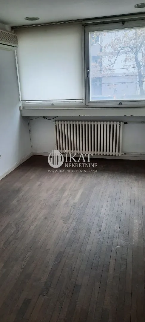 Sale, office space, 350m², Vračar Sve Podlokacije, Beograd