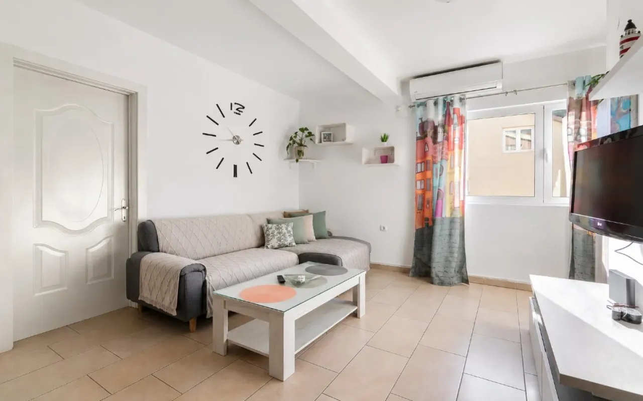Prodaja, dvosoban stan, 55m², Donja Lastva, Tivat