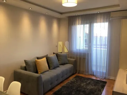Izdavanje, dvosoban stan, 40m², Grbavica, Novi Sad Sve Podlokacije - image 2