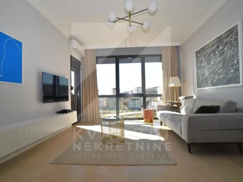Izdavanje, jednosoban stan, 47m², Centar, Podgorica