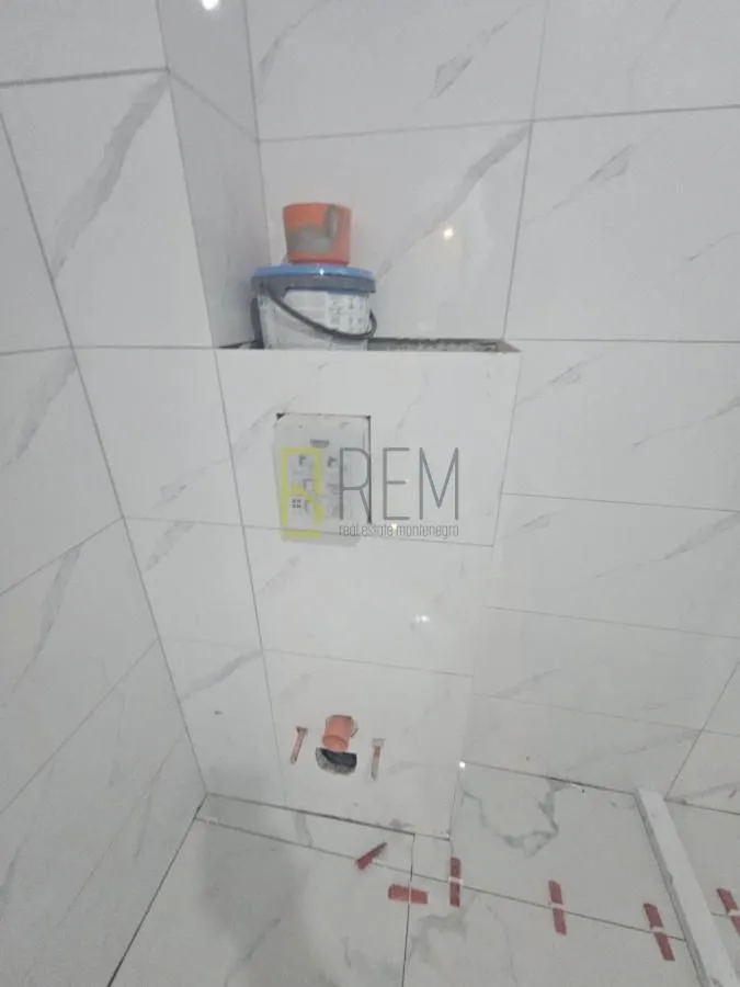 Prodaja, dvosoban stan, 54m², Đenovići, Herceg Novi