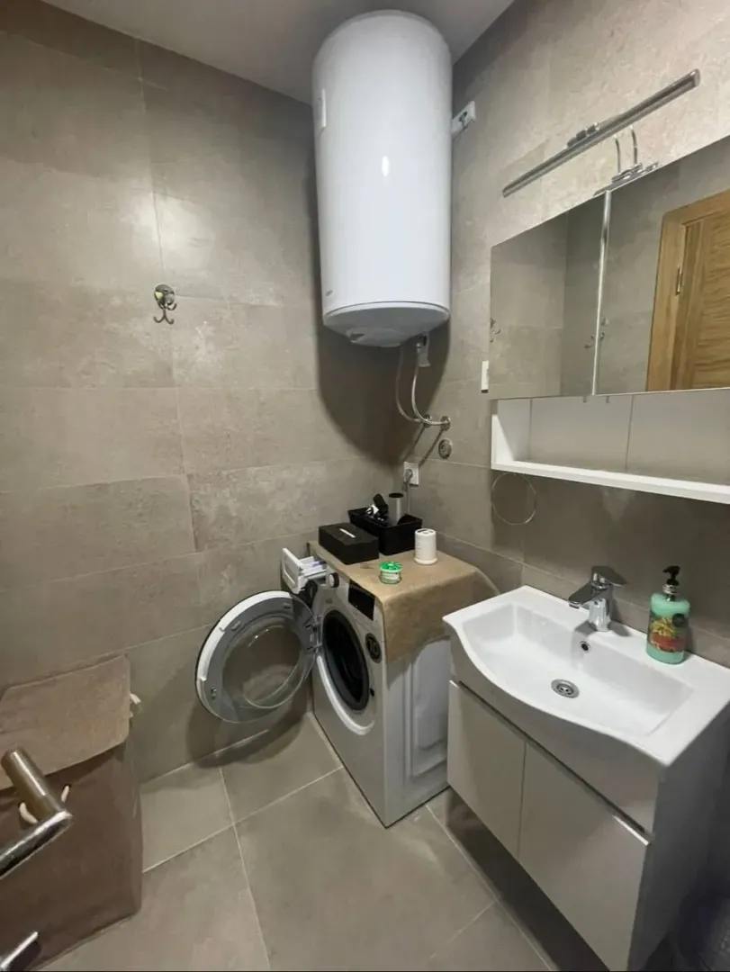 Rent, one bedroom apartment, 45m², Bečići, Budva
