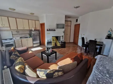 Izdavanje, jednosoban stan, 36m², Bulevar Oslobodjenja, Novi Sad Sve Podlokacije