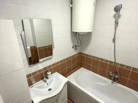 Izdavanje, dvosoban stan, 50m², Grbavica, Novi Sad Sve Podlokacije - image 20