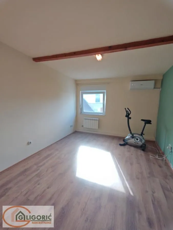Sale, four bedroom apartment, 112m², Lekino Brdo, Voždovac Sve Podlokacije