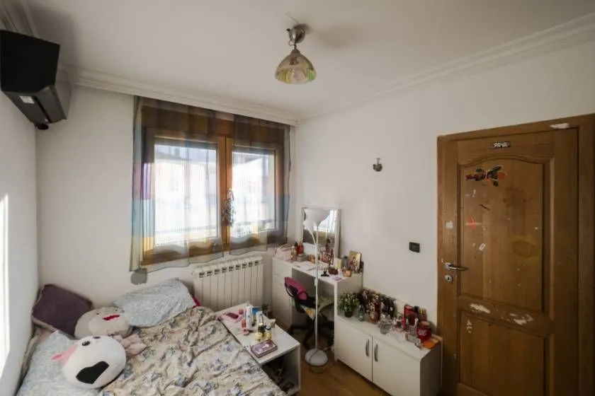 Prodaja, trosoban stan, 64m², Vračar Hram, Vračar Sve Podlokacije