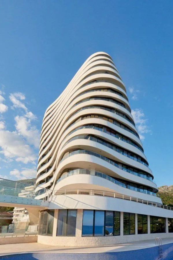 Sale, two bedroom apartment, 118m², Bečići, Budva