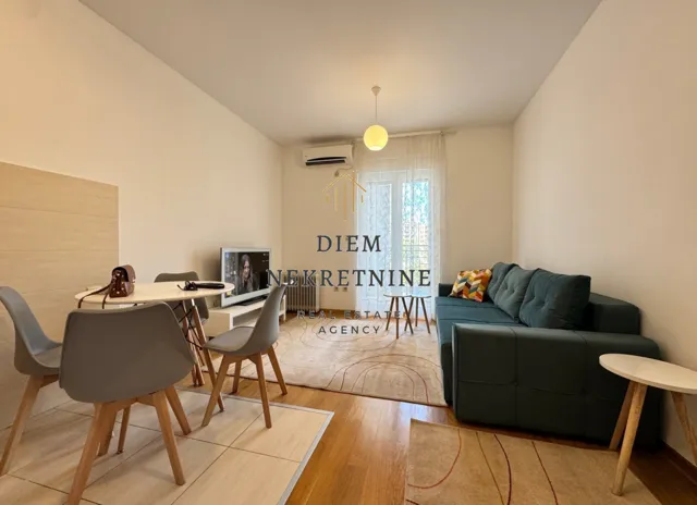 Rent, studio apartment, 26m², Blok 6, Podgorica