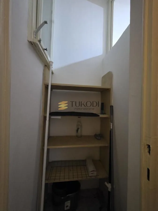 Rent, office space, 50m², Stari Grad, Beograd