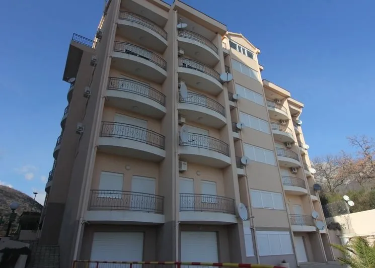 Prodaja, stan, 63m², Bečići, Budva