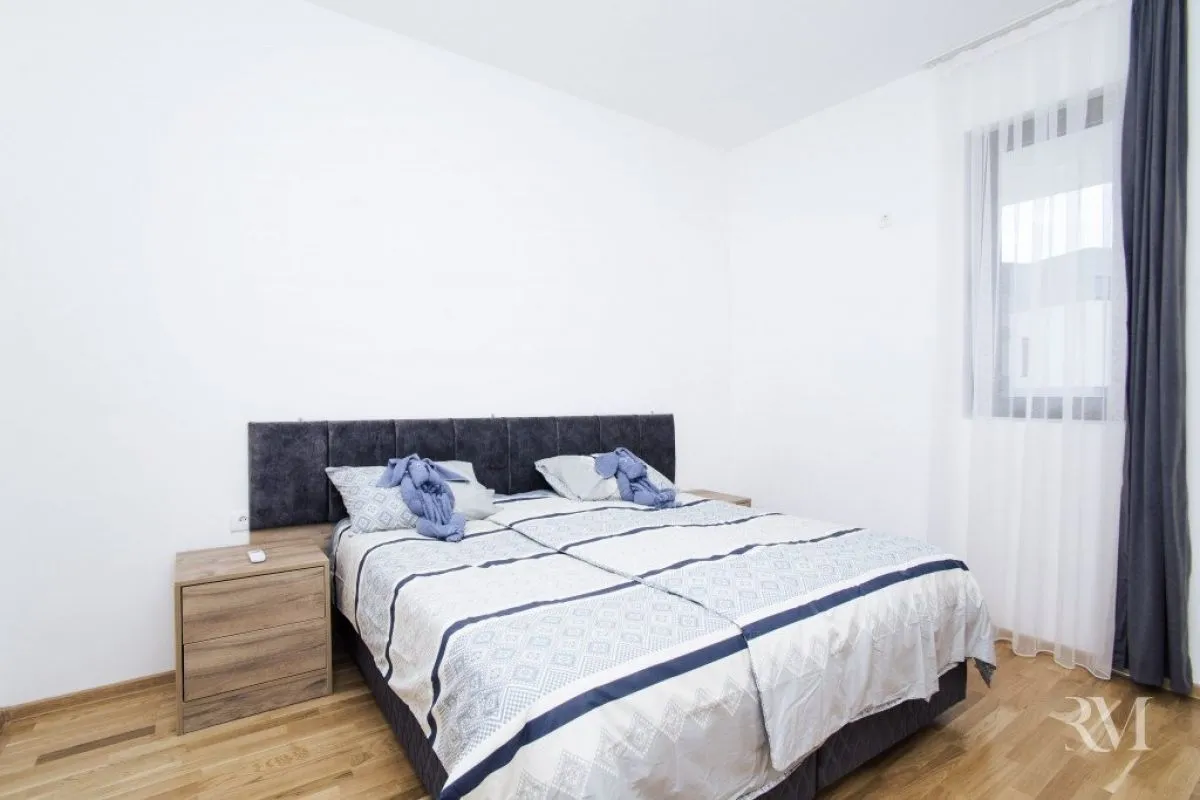 Prodaja, jednosoban stan, 53m², Tivat, Crna Gora