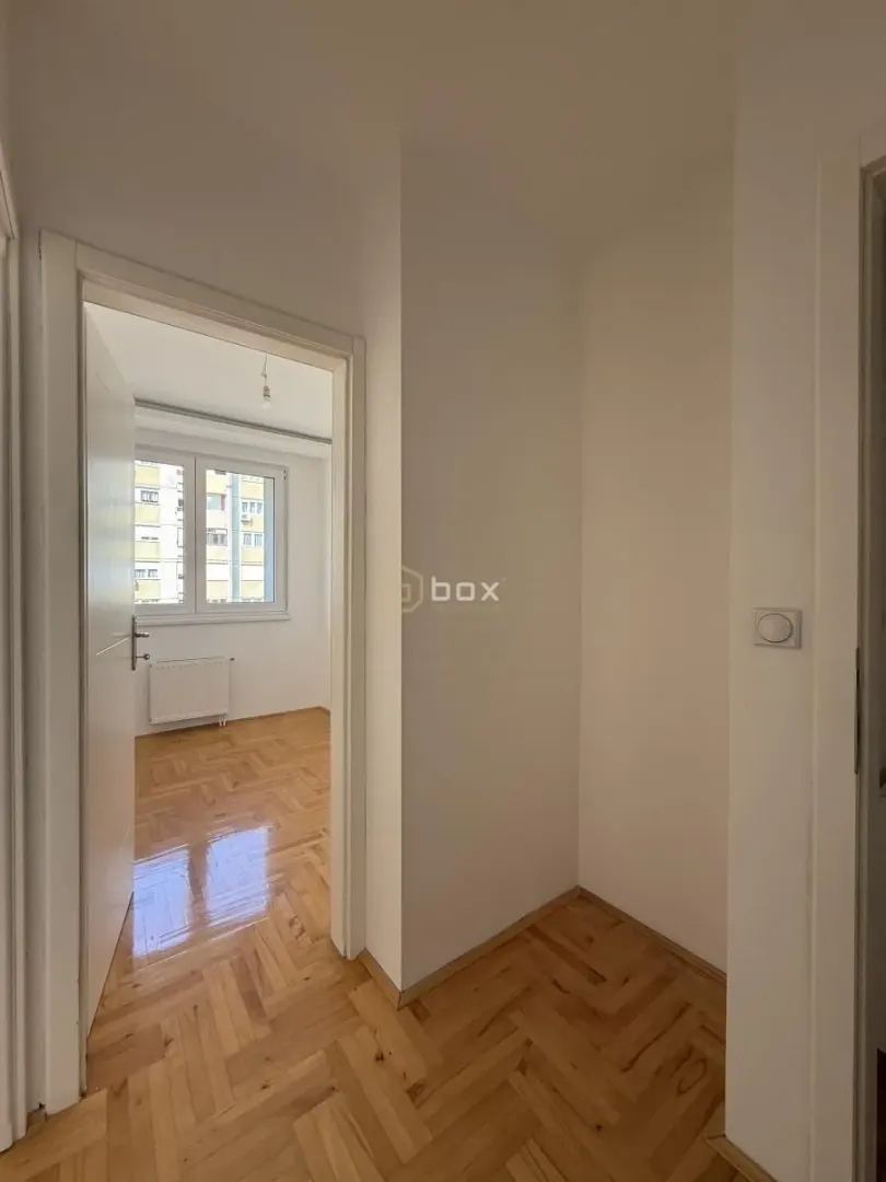 Sale, two bedroom apartment, 65m², Medijana, Niš