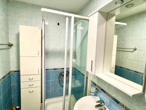 Izdavanje, jednosoban stan, 38m², Pobrežje, Podgorica - image 12