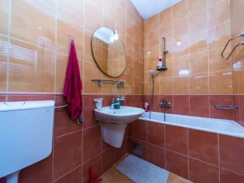 Rent, three bedroom apartment, 115m², Gorica C, Podgorica - image 14