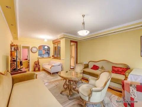 Prodaja, trosoban stan, 82m², Mirijevo 1, Mirijevo Sve Podlokacije - image 2
