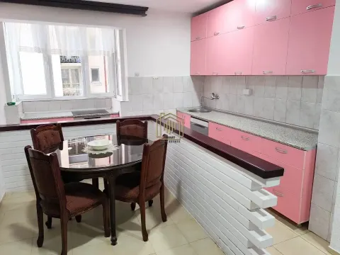 Izdavanje, dvosoban stan, 67m², Centar, Bar - image 17
