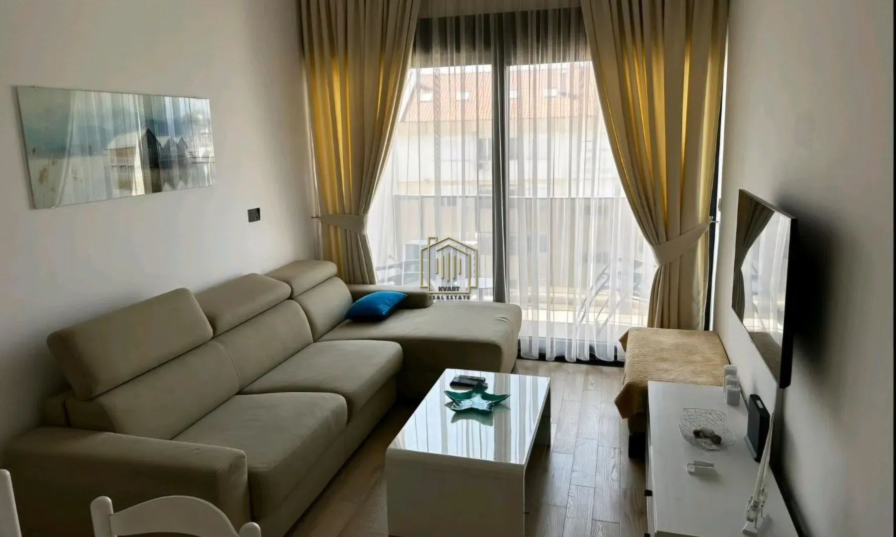 Izdavanje, stan, 35m², Centar, Bar