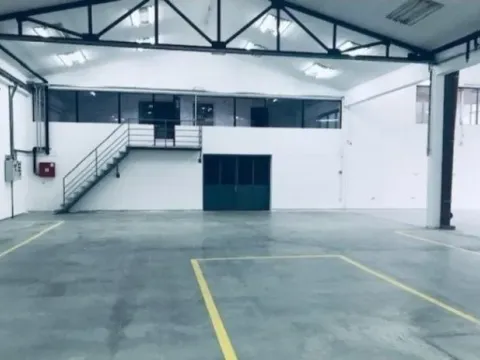 Izdavanje, poslovni prostor, 1350m², Čukarica, Beograd - image 7