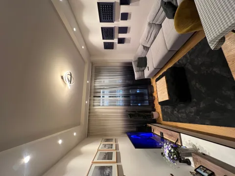 Prodaja, jednosoban stan, 66m², Kod Capital Plaze, Podgorica - image 1