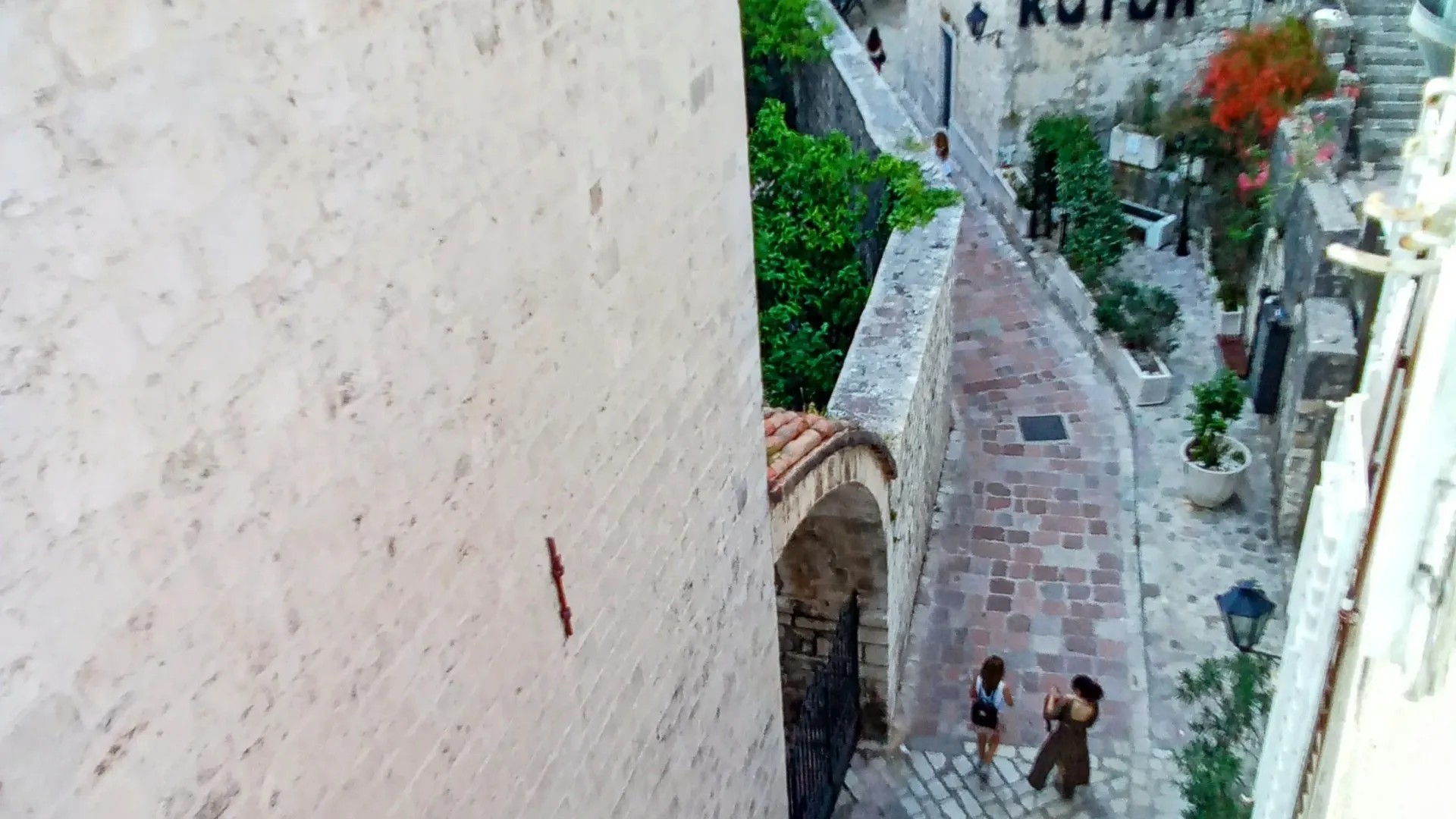 Prodaja, dvosoban stan, 75m², Stari Grad Kotor, Kotor