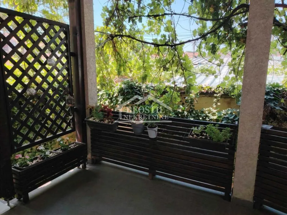 Sale, four bedroom apartment, 114m², Zemun Meandri, Zemun Sve Podlokacije