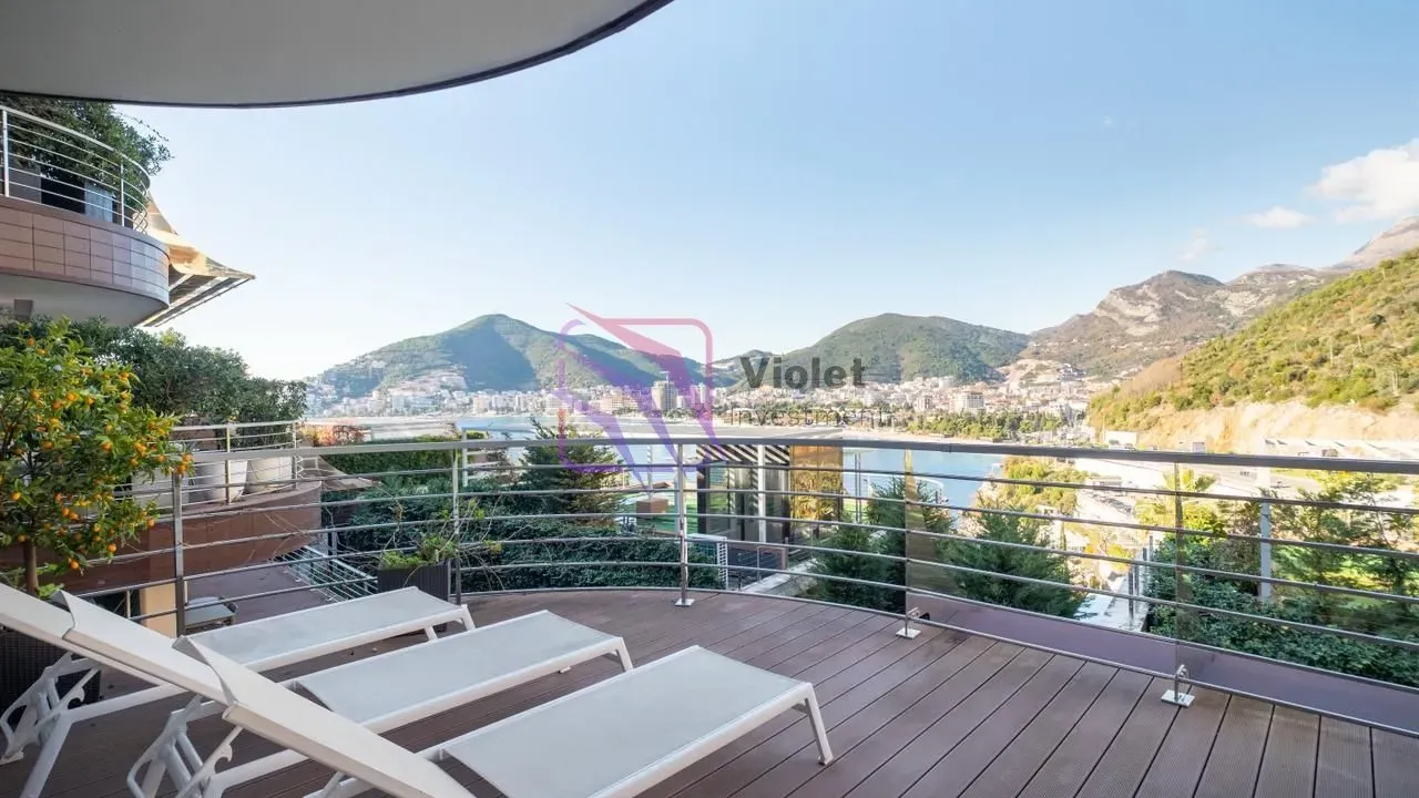 Sale, two bedroom apartment, 156m², Dukley Gardens, Budva