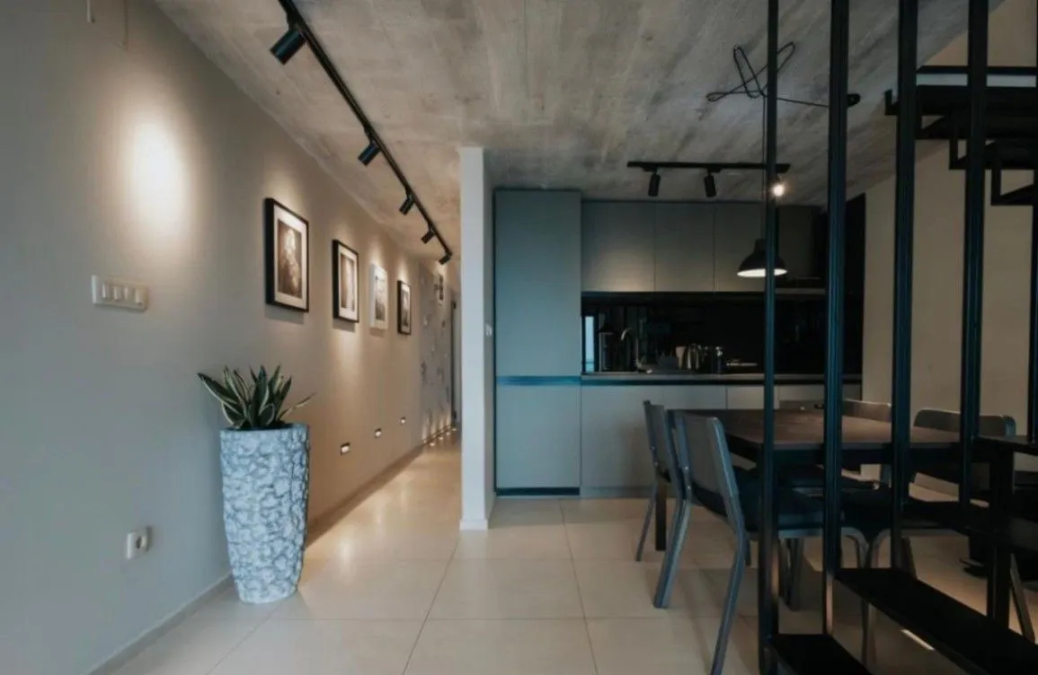Prodaja, dvosoban stan, 65m², Petrovac, Budva