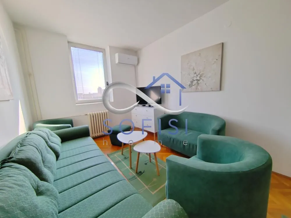 Izdavanje, jednosoban stan, 35m², Bulevar Oslobodjenja, Novi Sad Sve Podlokacije