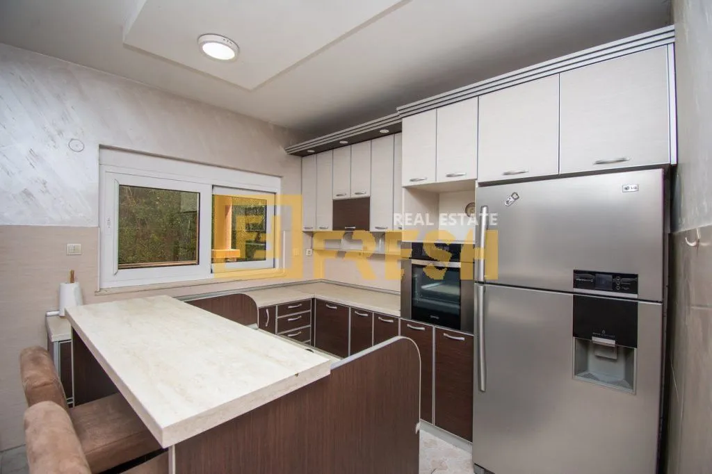 Rent, house, 330m², Zeta, Podgorica