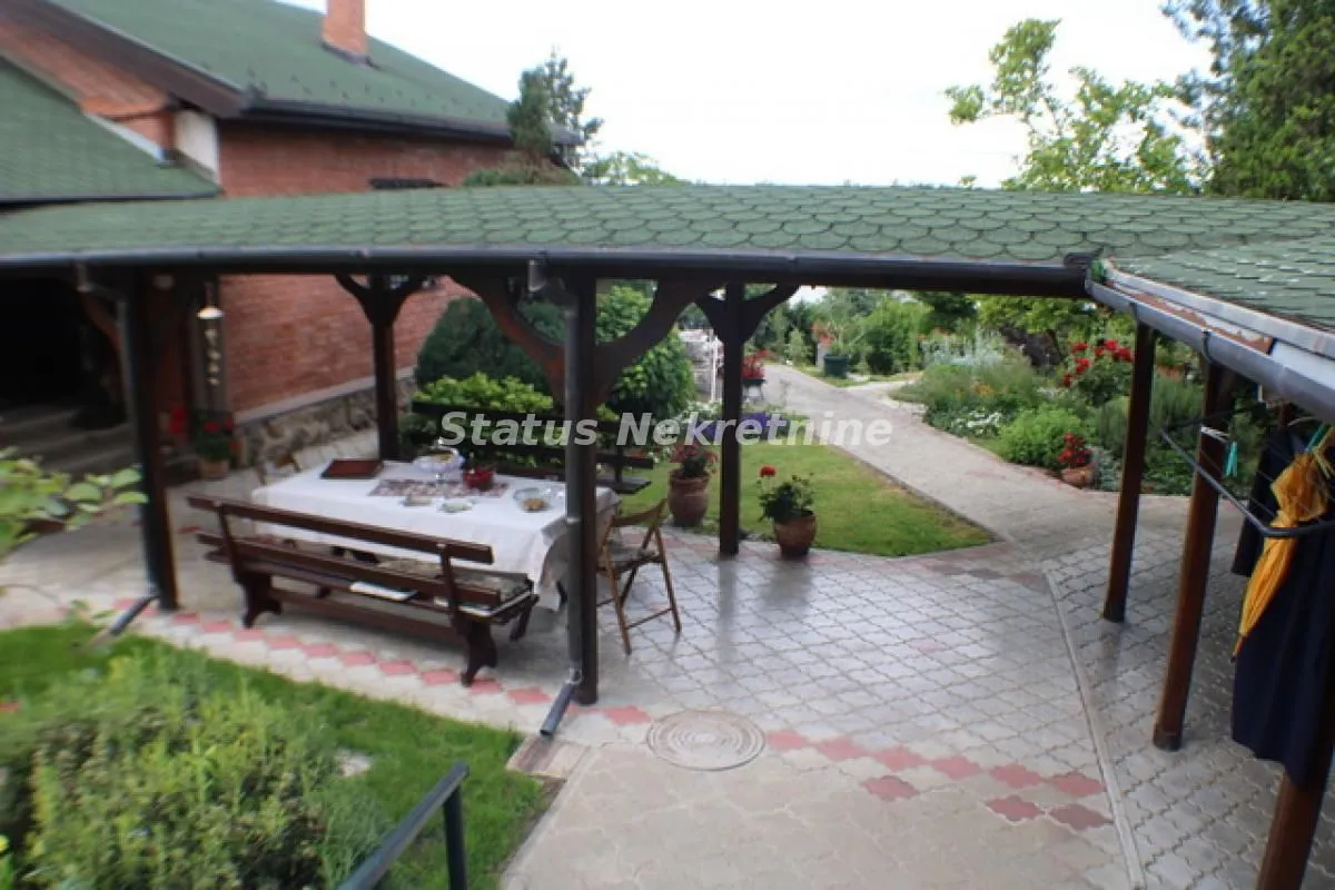 Prodaja, kuća, 160m², Beočin, Srbija