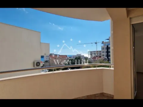 Sale, one bedroom apartment, 45m², Bečići, Budva - image 11