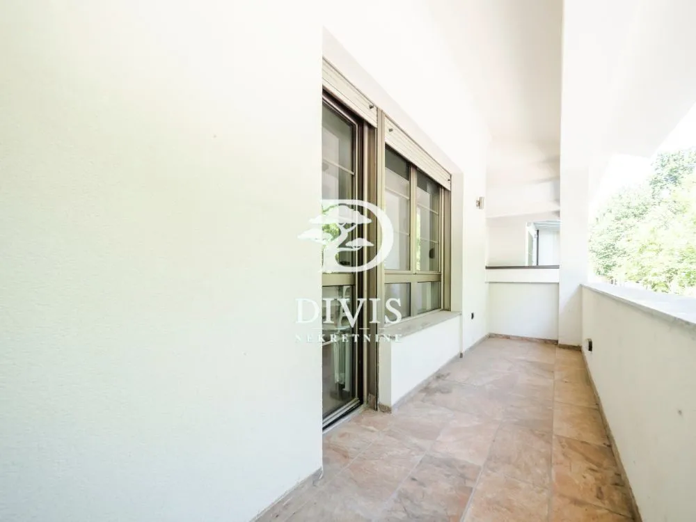 Rent, house, 450m², Banovo Brdo, Beograd