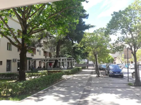 Rent, one bedroom apartment, 40m², Centar, Podgorica - image 16