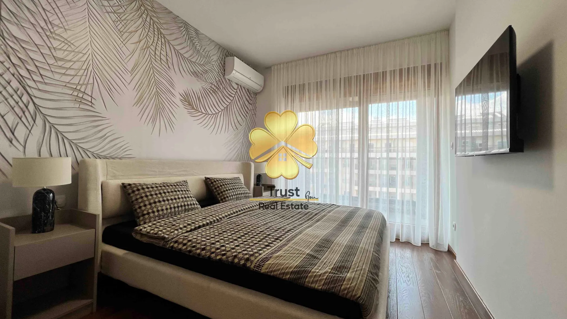 Rent, two bedroom apartment, 80m², Master Kvart, Podgorica