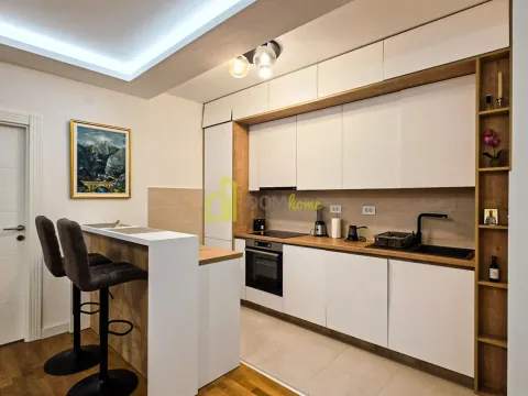 Izdavanje, dvosoban stan, 80m², Tološi, Podgorica - image 16
