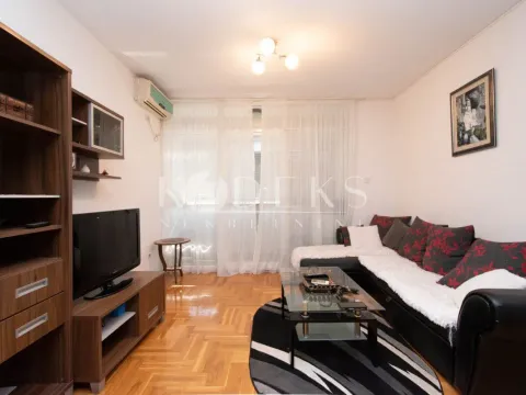 Rent, two bedroom apartment, 56m², 1 maj, Podgorica - image 2
