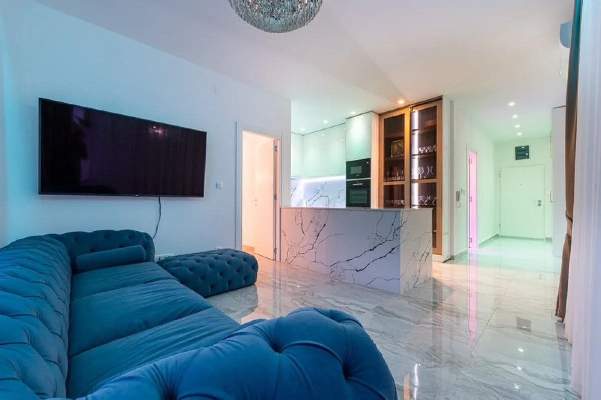 Sale, one bedroom apartment, 56m², Rafailovići, Budva