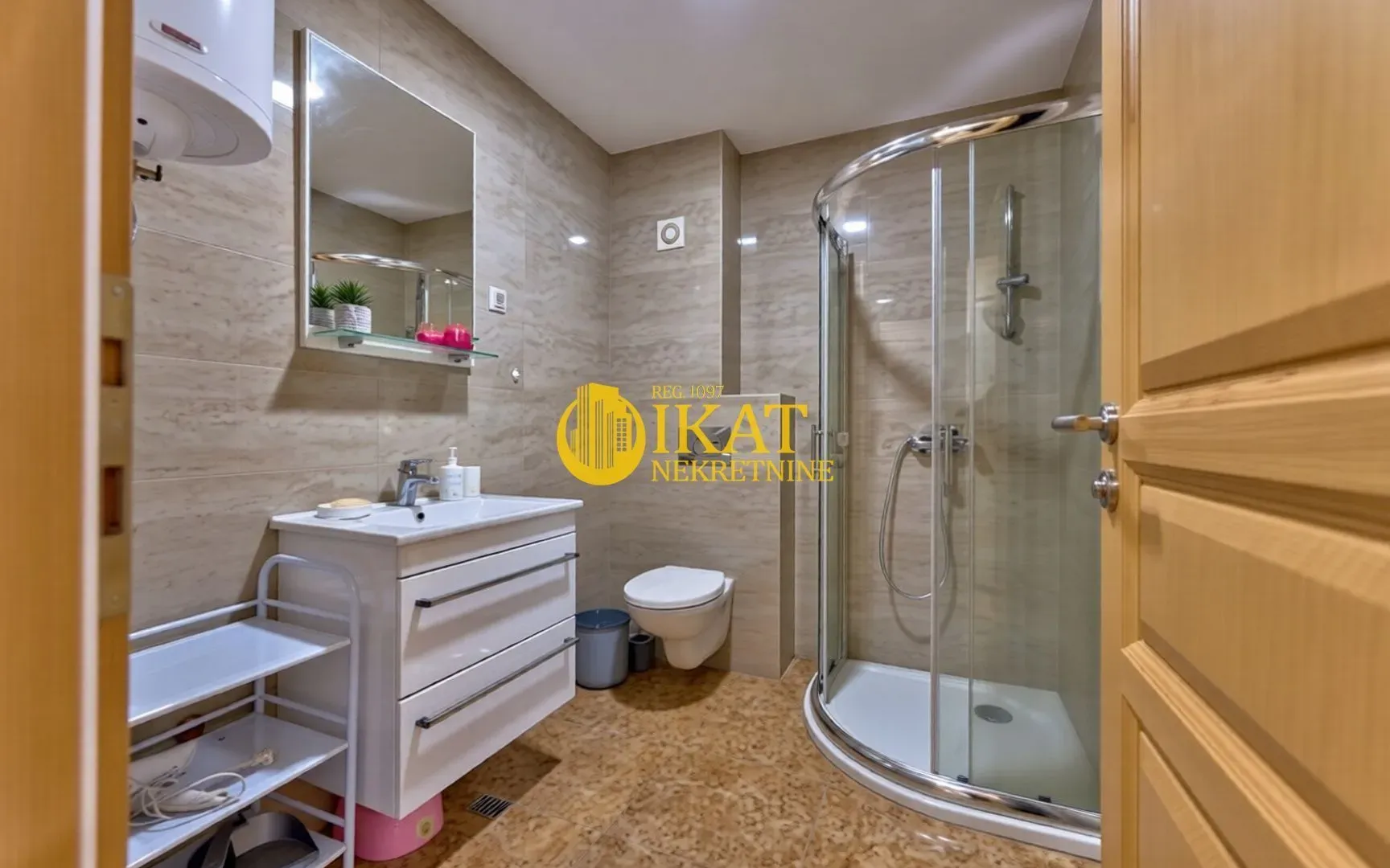 Prodaja, jednosoban stan, 46m², Đurkovac, Zlatibor